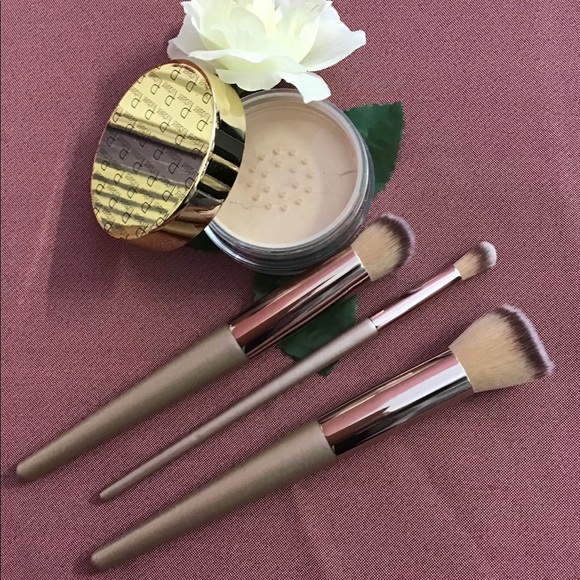 Long Lasting Mineral Loose Face Powder Makeup Brush 4Pcs - Picture 3 of 4
